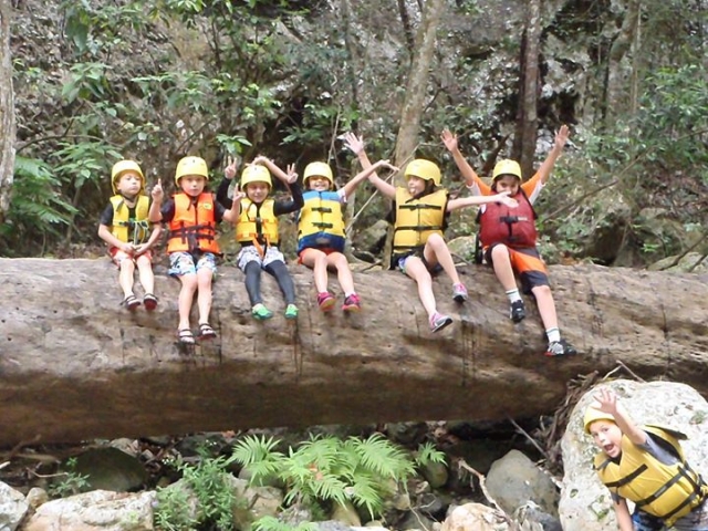  kids having a good time 